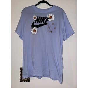 Nike The Nike Tee T Shirt Periwinkle Blue Daisy Pocket Graphic Size Medium